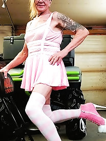 TGIRLSEX.XXX: Tori Tops Pierce