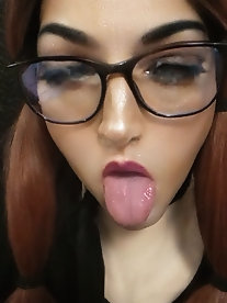 Mature woman with penis - 19 images