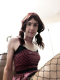 Pamela Rico, the submissive woman, and her pink playthings - a collection of 27 images on xHamster.