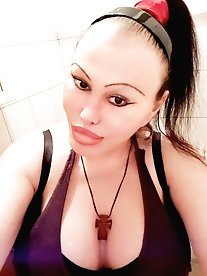 April 2024 collection: 16 images on xHamster