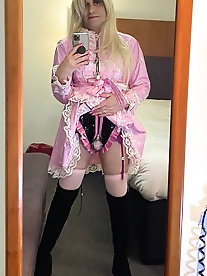 Kansas Cutie Japanese Kitten in a collection of 9 images from the Grooby archives on xHamster