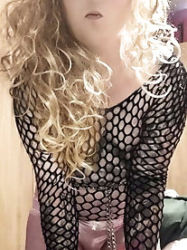 Shemale harlots are spreading their arsehole