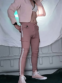 Shemale sluts like the taste of spunk