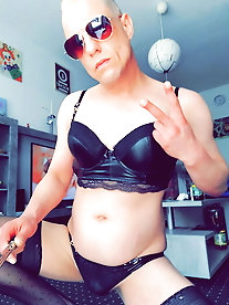 Enchanting mistresses are giving head