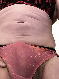 Latina sissy crossdresing