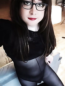 Shemale slut loves nudism