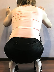 Awesome tranny cuties are getting undressed