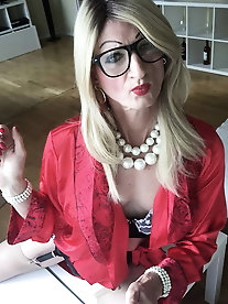 Shemale milf 2021 10