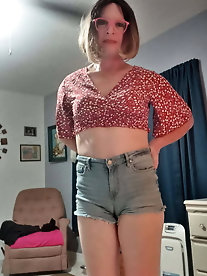 Naughtiest strumpet is spreading her bum