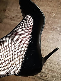 Tranny harlots are spreading hips