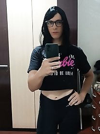 Sakura in her cute dress, but with a tinge of naughtiness.