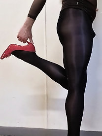 Desirable  t-girl whore is exposing her sexy ass