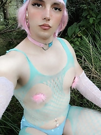 BRAZILIAN-TRANSSEXUALS: Sexy Thayna Jordana in Red