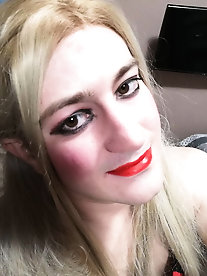 American tranny strumpets are getting seminaked on cam