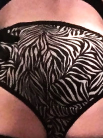 Adored tranny whore loves nudism