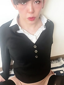 Delicious sissy CD ass and feet.