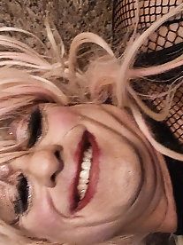 Amateur crossdresser Kellycd2022 sexy milf in white lace